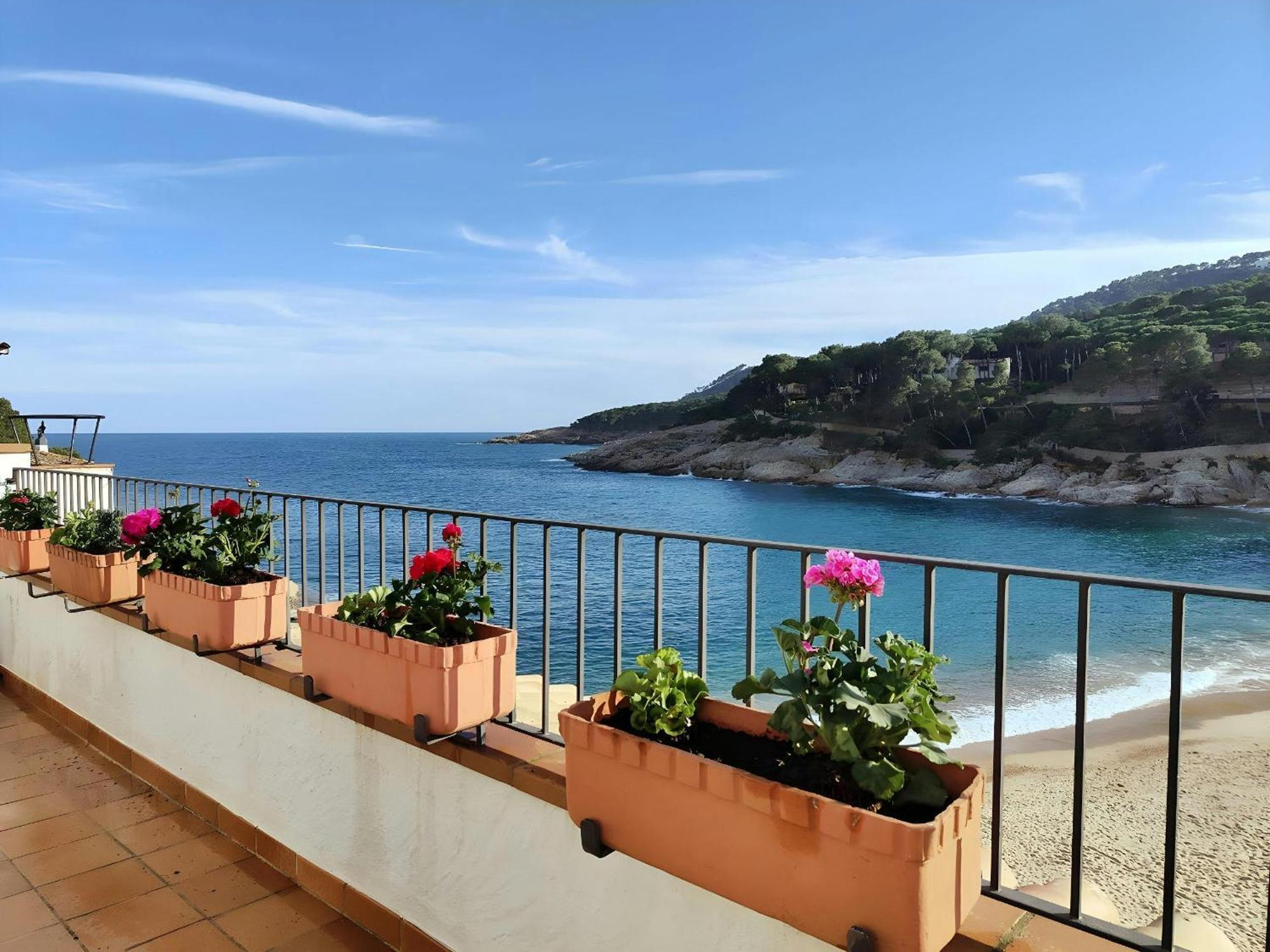 Tamariu Platja - Penthouse On Passeig Del Mar. Apartamento Exterior foto